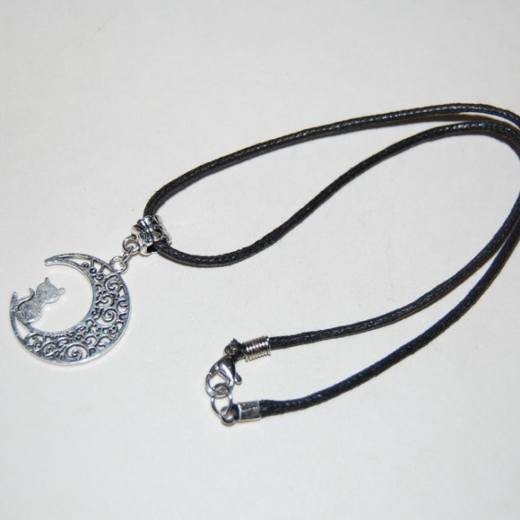 Moon Cat Necklace,Moon Chocker Necklace,Moon and Cat Choker Necklace,Girl,Women - Picture 2 of 3